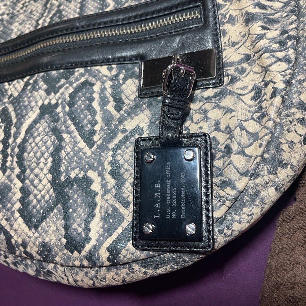 Sale 🔥 L.A.M.B. Snakeskin print Leather Hobo Bag. NWT 11x14" - Picture 8 of 10